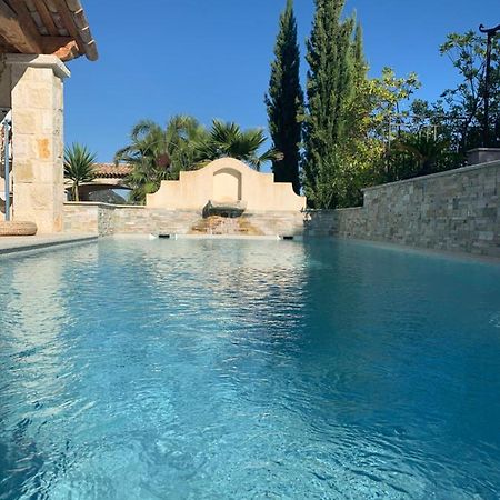 Bed and Breakfast Les 4 Elements Tourrettes-sur-Loup Exteriér fotografie