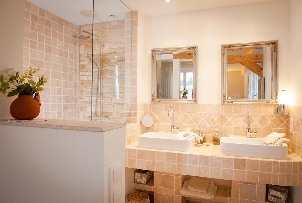 Bed and Breakfast Les 4 Elements Tourrettes-sur-Loup Pokoj fotografie
