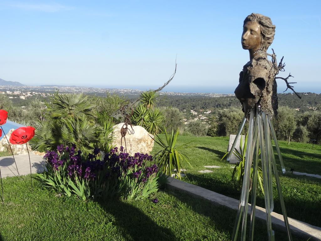 Bed and Breakfast Les 4 Elements Tourrettes-sur-Loup Exteriér fotografie