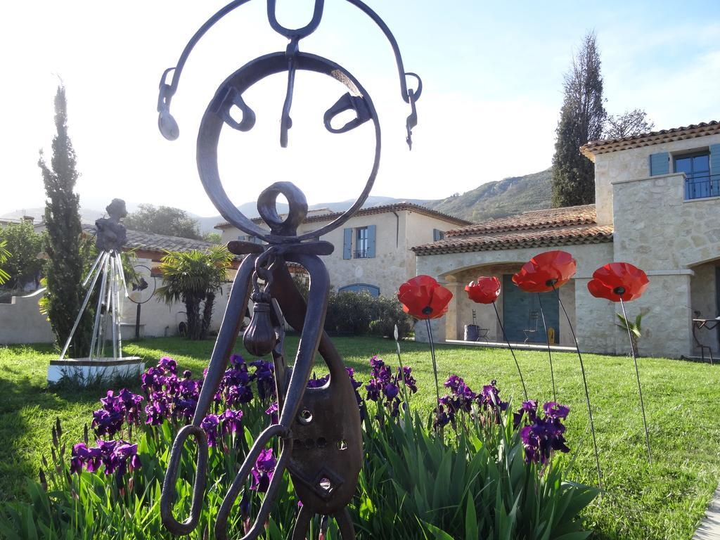 Bed and Breakfast Les 4 Elements Tourrettes-sur-Loup Exteriér fotografie